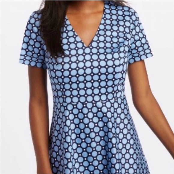 Draper James fit and flare ‎ Dress- worn twice. Excellent condition - Picture 2 of 10